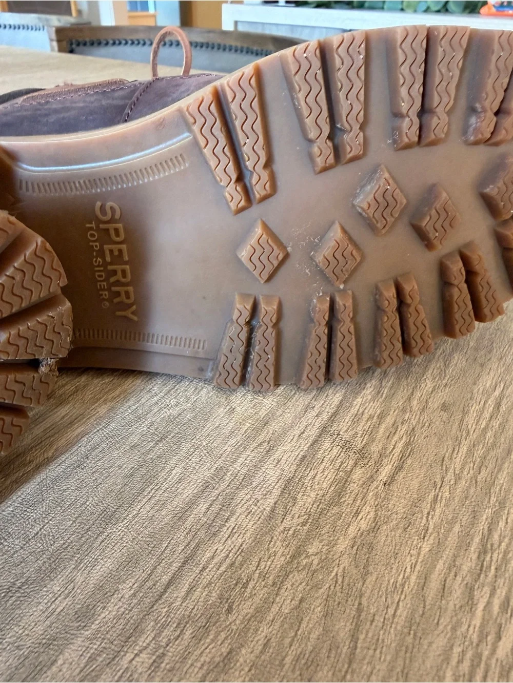 Sperry men chukka